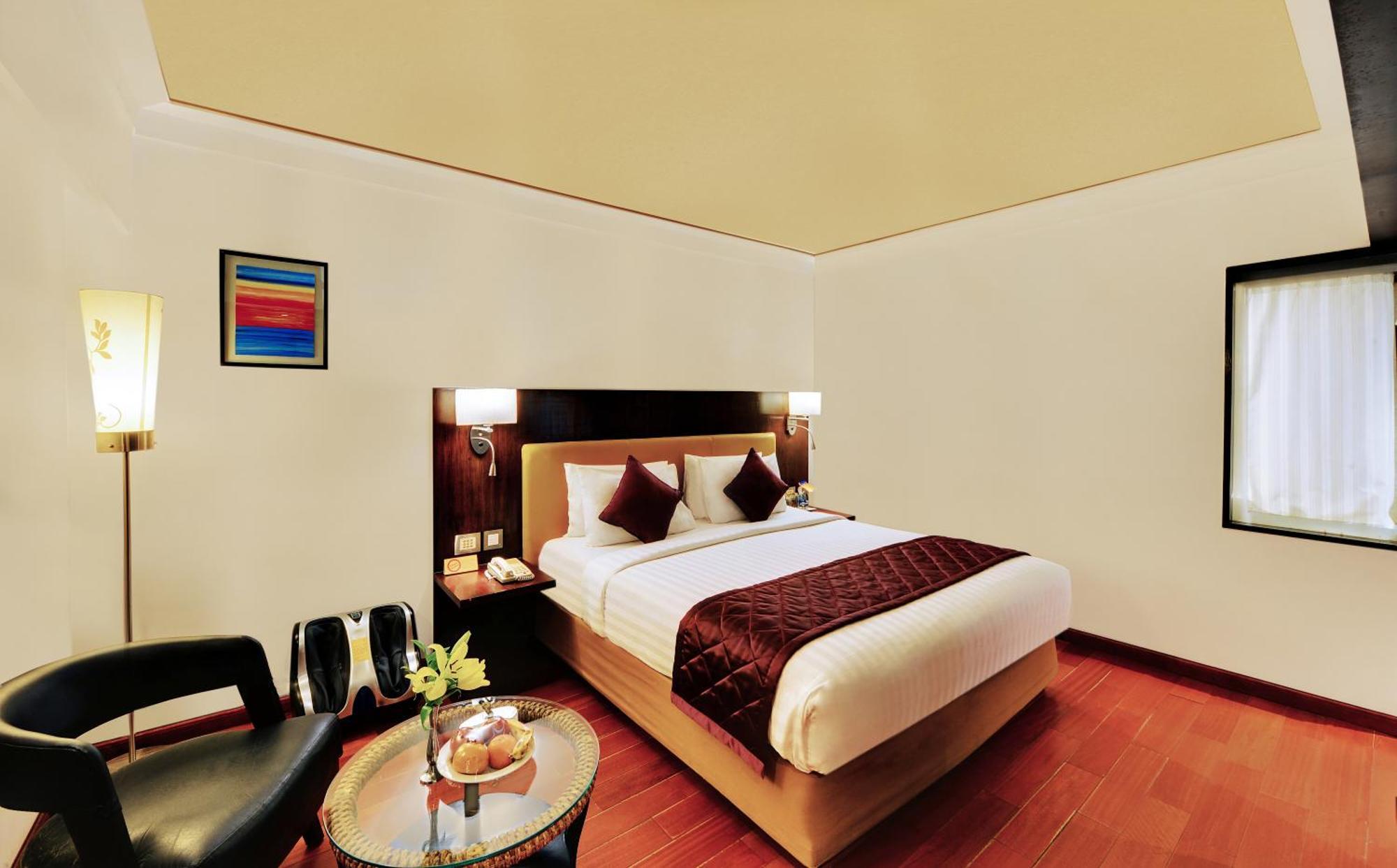 Iris The Business Hotel Bangalore Exterior foto