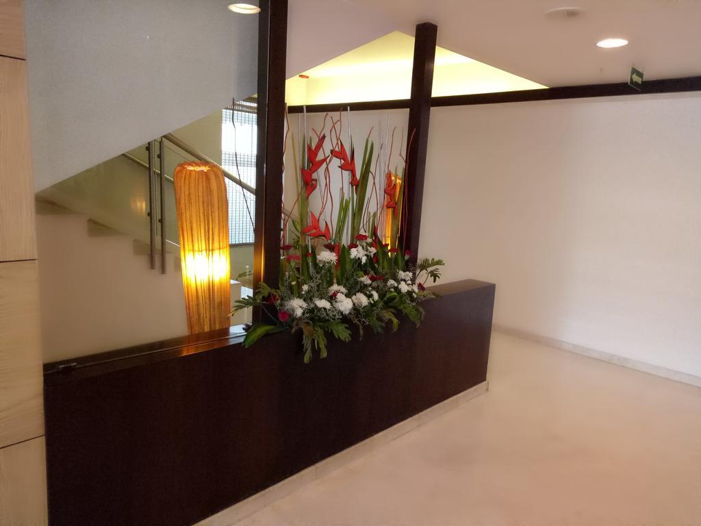 Iris The Business Hotel Bangalore Exterior foto