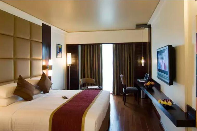 Iris The Business Hotel Bangalore Exterior foto